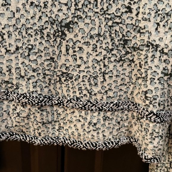 St. John Business Cardigan - Picture 5 of 7